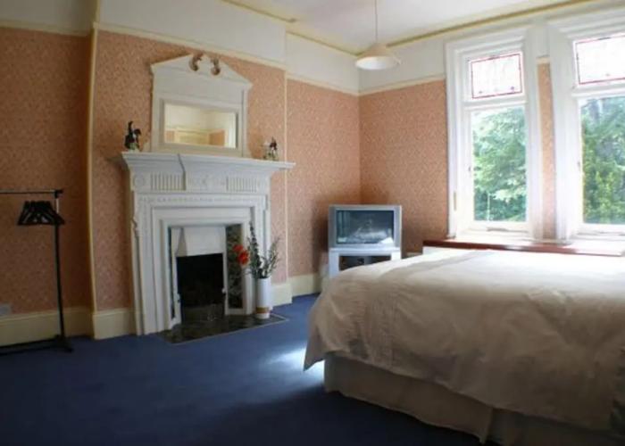 Glenlyon Bed and Breakfast