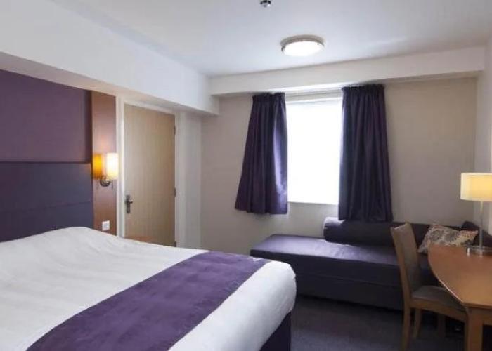 Premier inn Balsall Common [Near Nec]