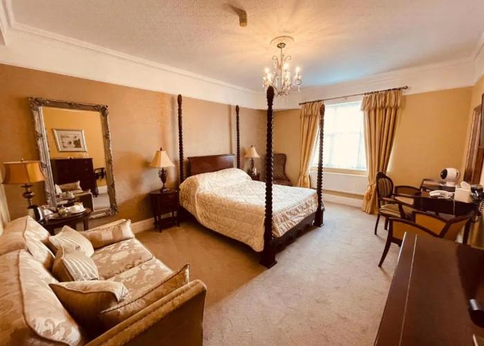 Nuthurst Grange Country House Hotel