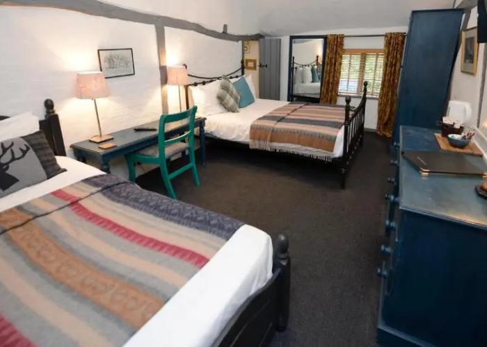The White Lion Inn