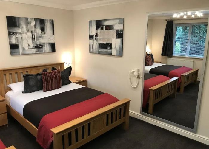 Barncroft Luxury Guest House