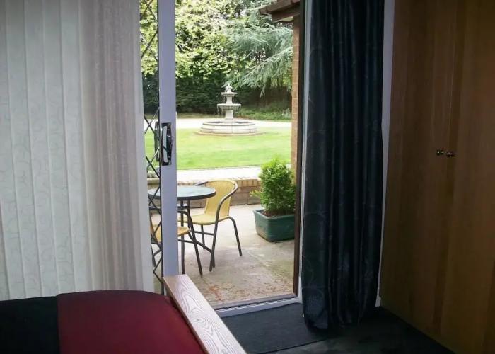 Barncroft Luxury Guest House