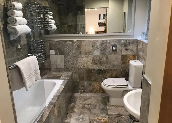 Barncroft Luxury Guest House