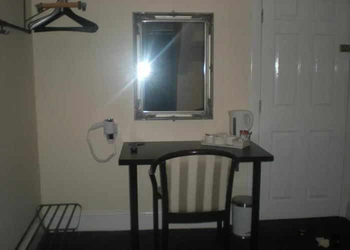 Elmswood Guest House
