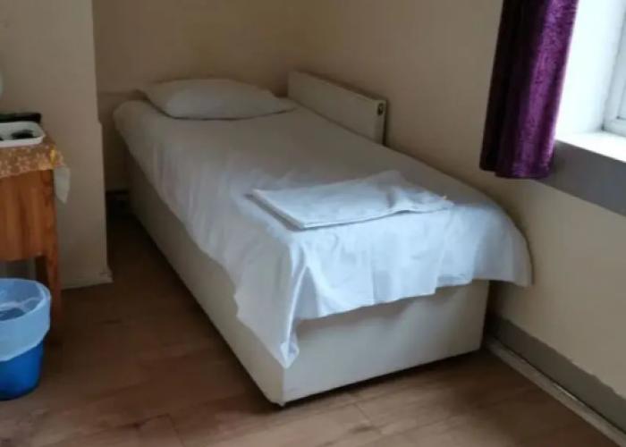 Swan Inn, Heathrow Airport