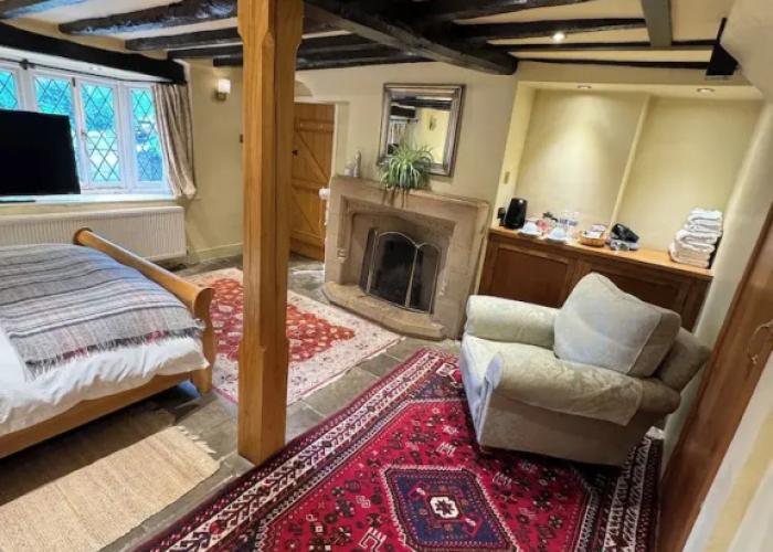 Heathrow Cottages B&B