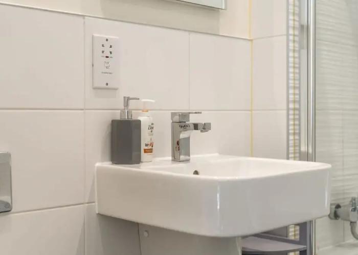 Luxury 1 Bedroom Serviced Apartment in the Heart of Stevenage