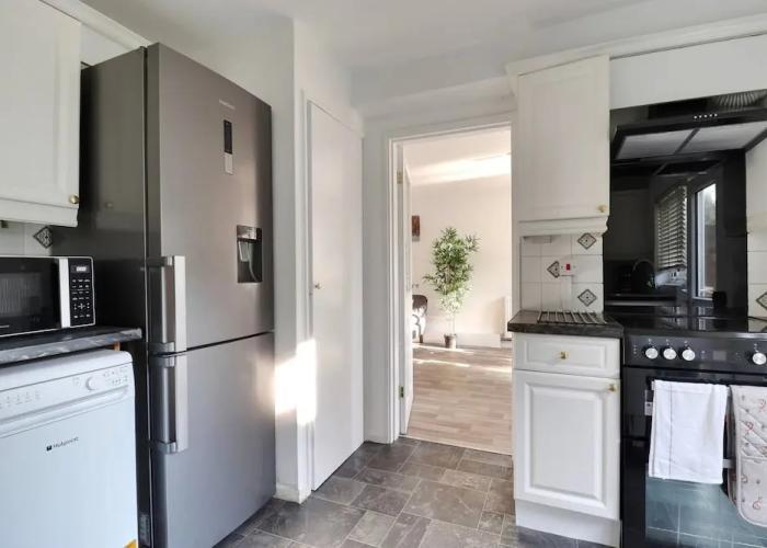 Skyvillion - Valley Way - 3bed House In Stevenage