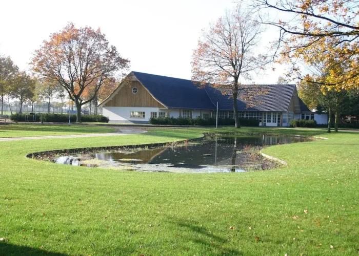 Beautiful House With Garden