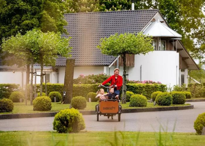 Beautiful House With Garden