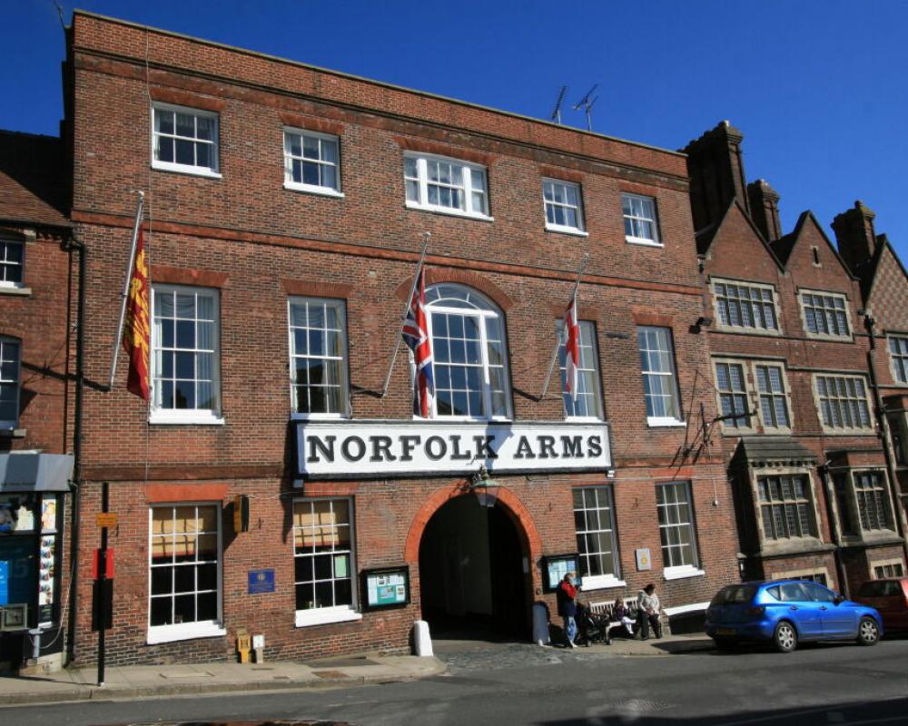 Norfolk Arms Hotel