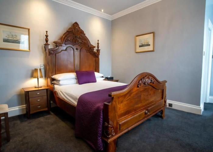 Balmer Lawn Hotel