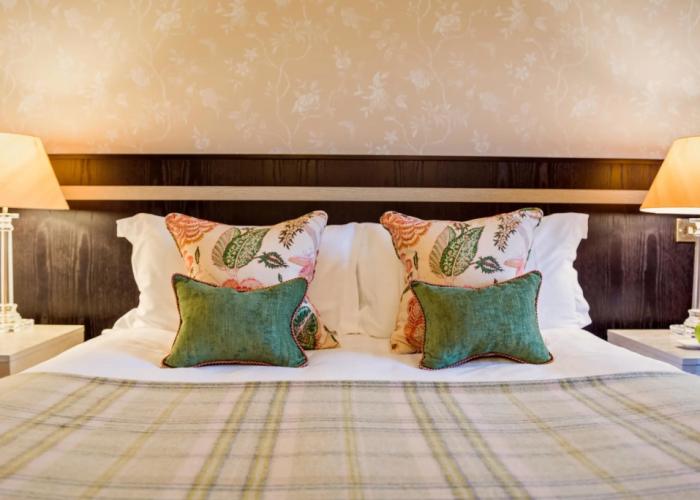 Careys Manor & Senspa