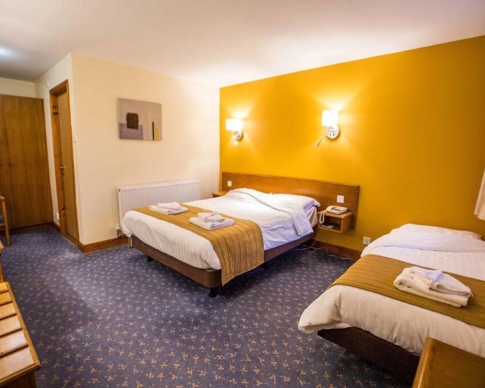 Tollgate Hotel And Leisure