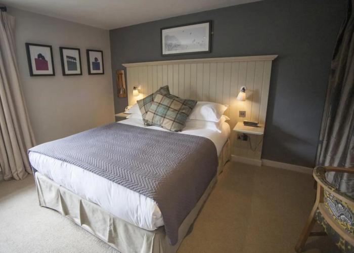 The Ragged Cot