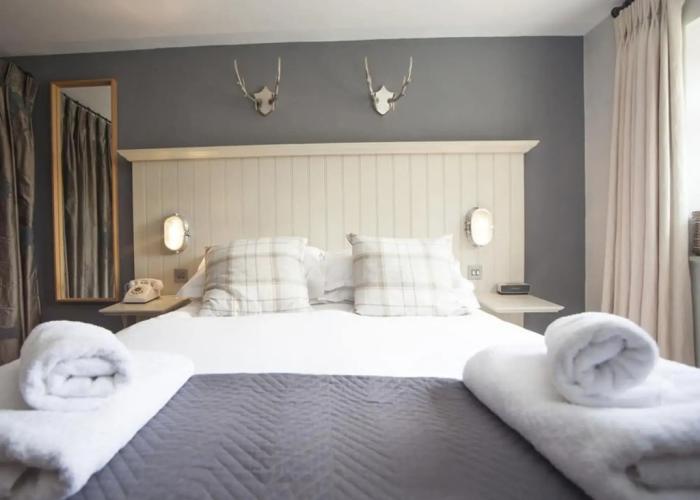 The Ragged Cot