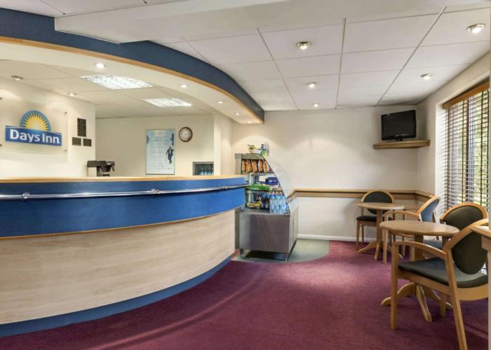 Days Inn by Wyndham Michaelwood M5