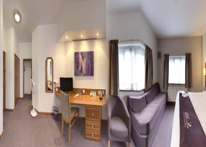 Premier Inn Stroud