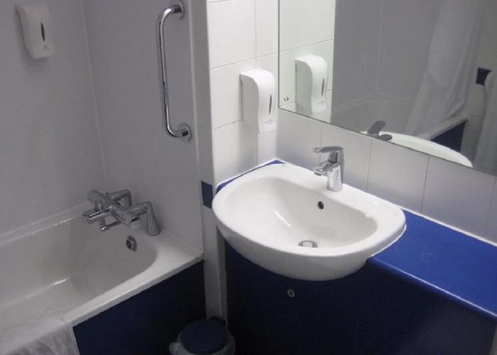 Travelodge Stonehouse