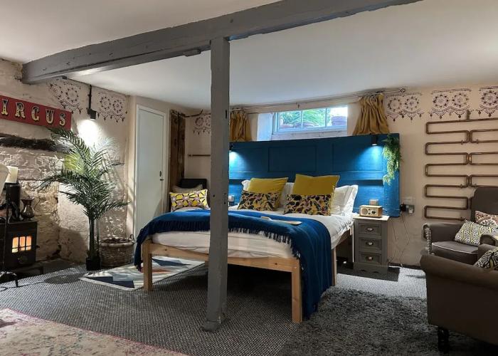 One Drake Road Hotel