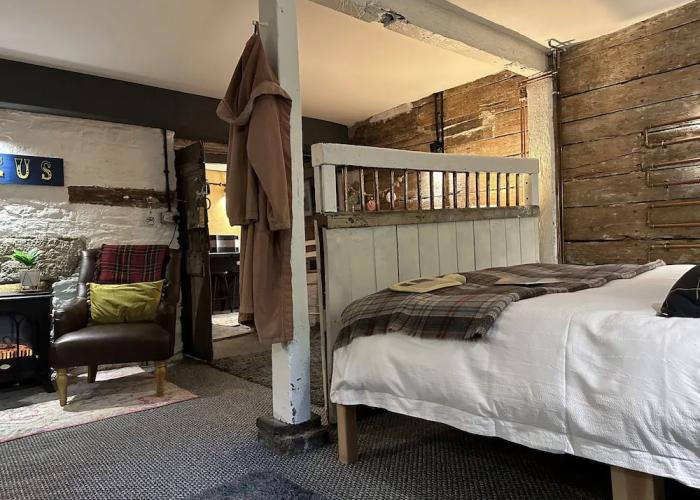 One Drake Road Hotel