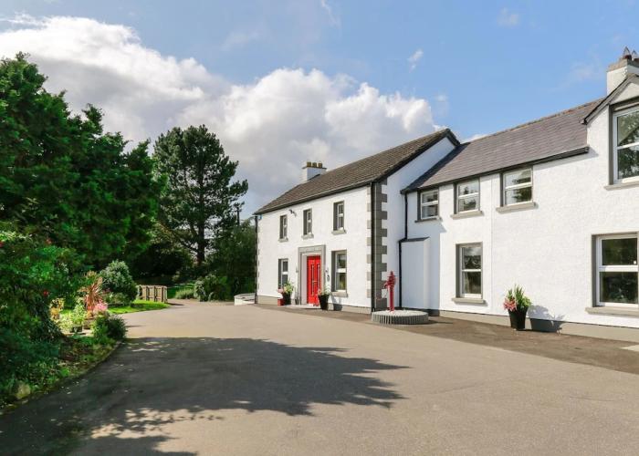 Willow House & Orchard Studios