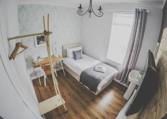 Antique House B&B