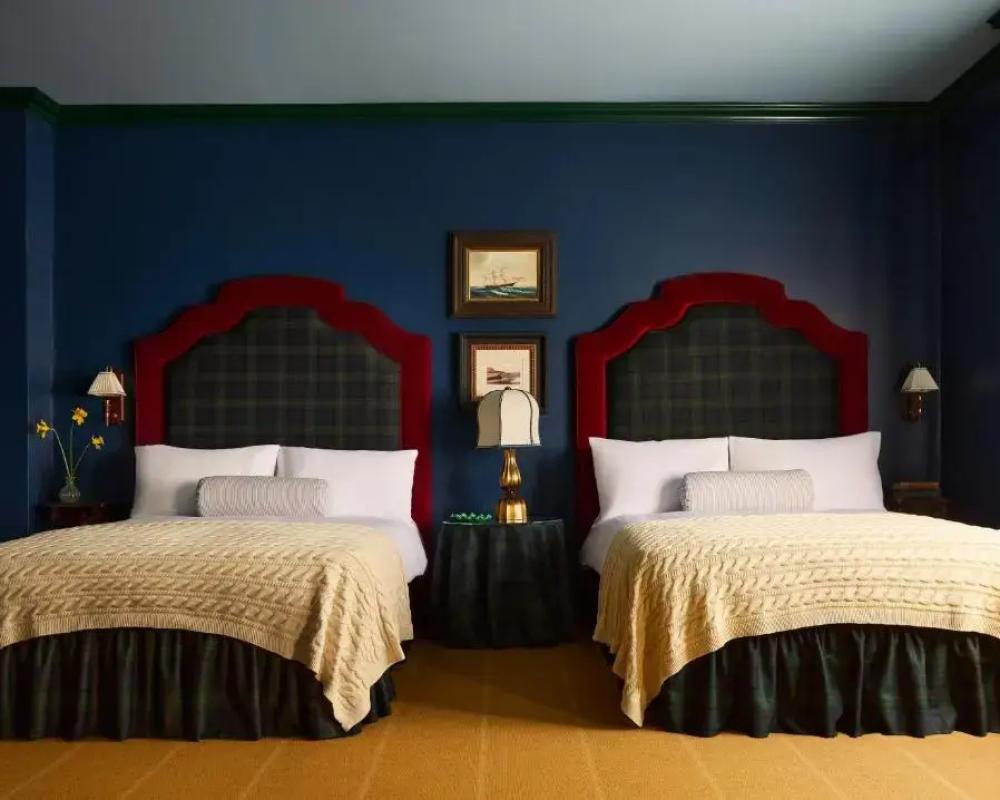 фото Portrush Adelphi