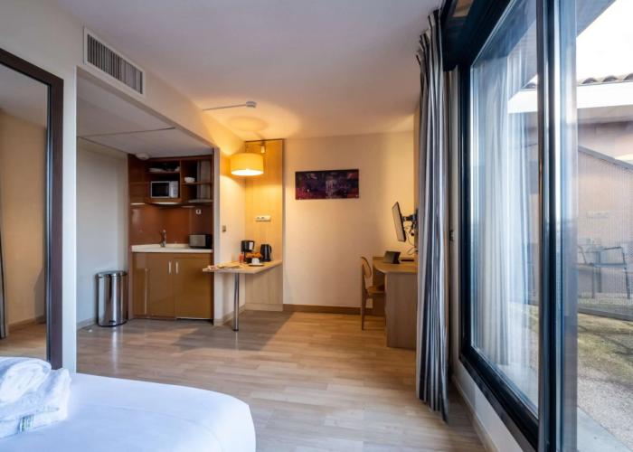 Clarion Aparthotel Toulouse Blagnac Airport