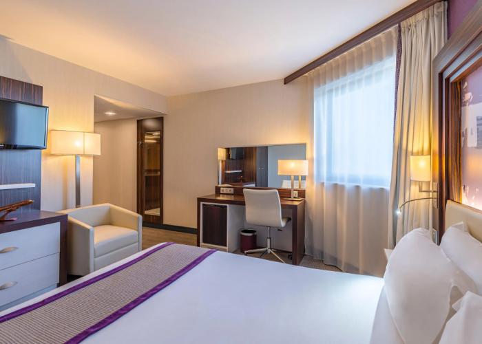 Holiday Inn Toulouse Airport by IHG