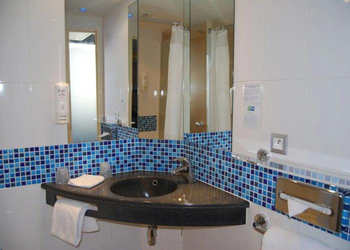 Holiday Inn Express Toulouse Airport by IHG