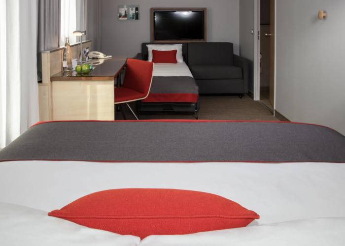 Holiday Inn Express Toulouse Airport by IHG