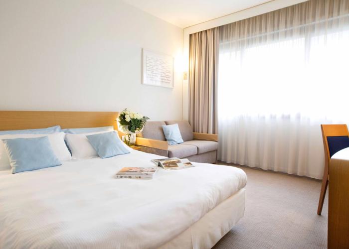 Living Place Hotel