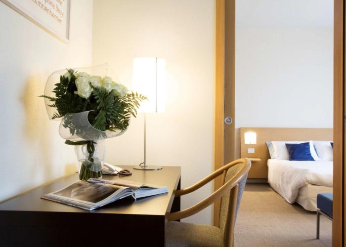 Living Place Hotel