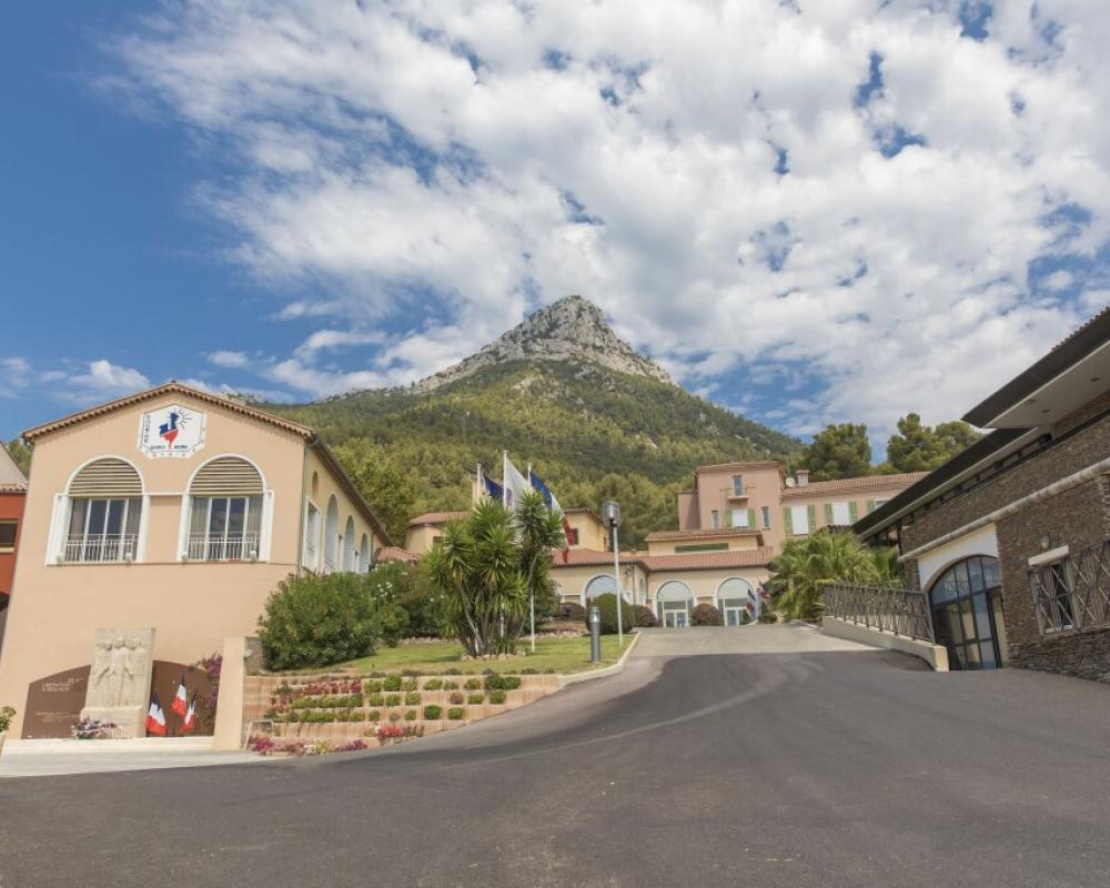 Domaine des Gueules Cassées