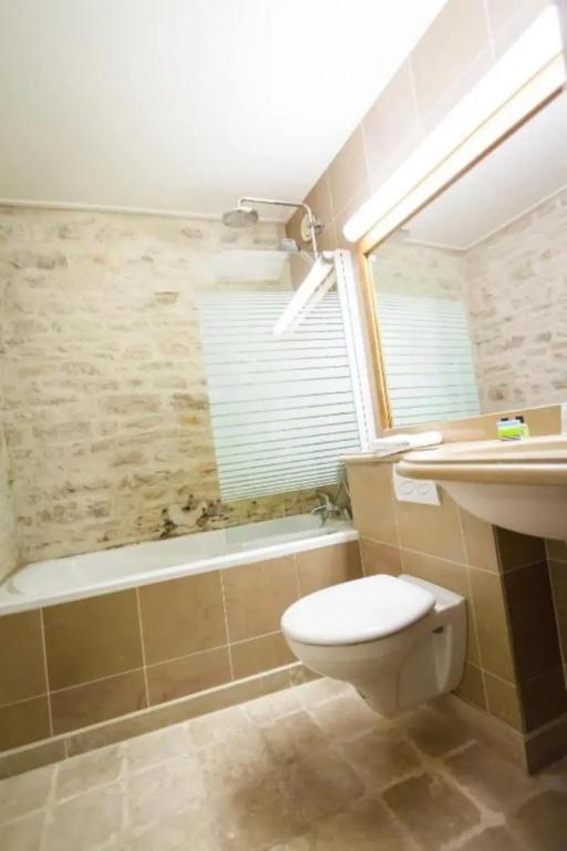 фото Hotel Athanor