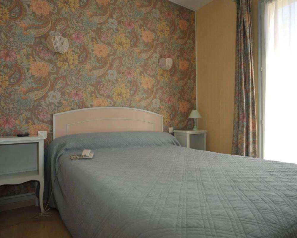 фото Beaune Hotel