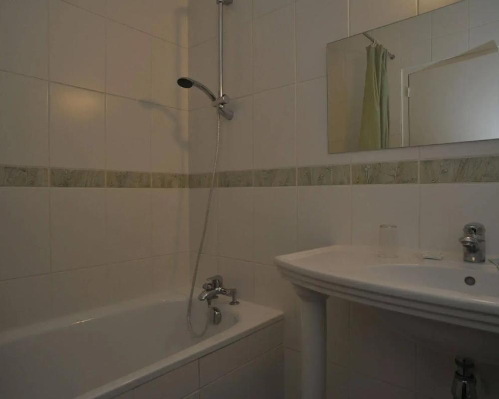 фото Beaune Hotel