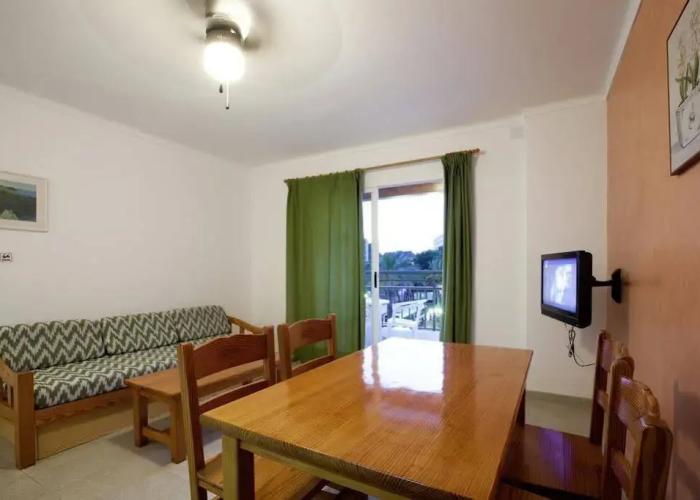 Playa Es Cana Apartments