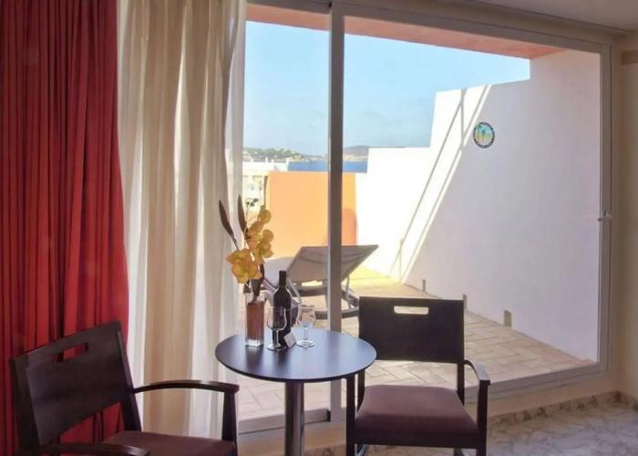 Paraiso Beach Hotel