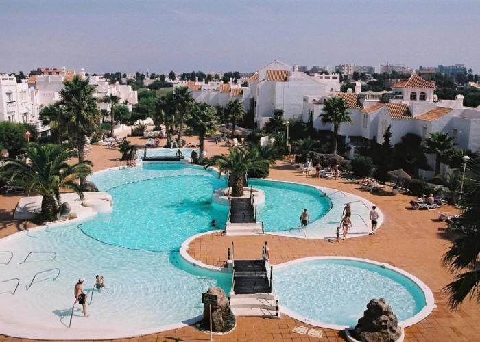 Apartamentos Golf Center
