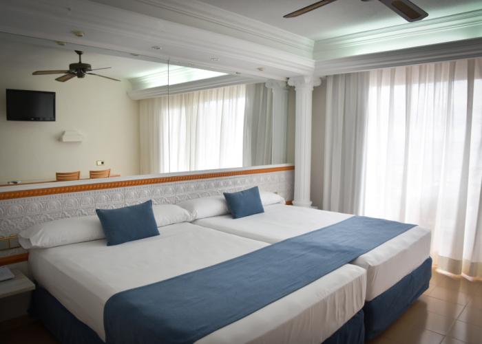 Playacapricho Hotel