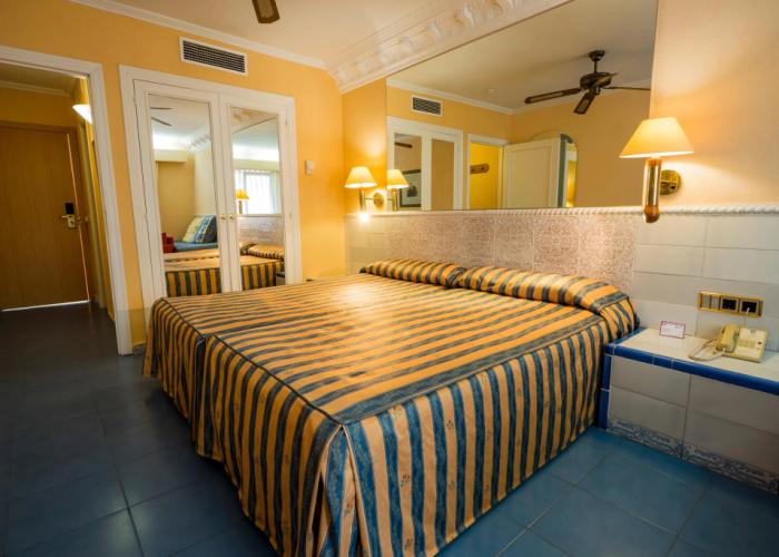Diver Roquetas Hotel