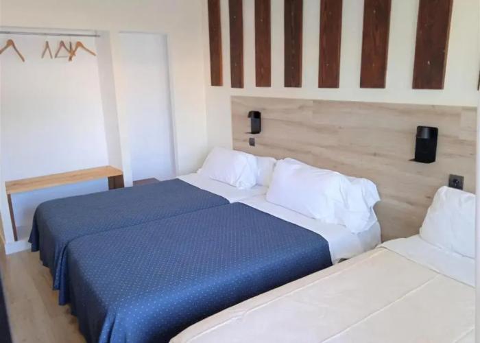 Hotel 153