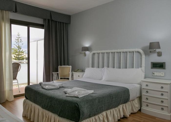 Hotel 153