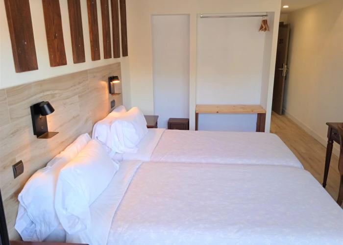 Hotel 153