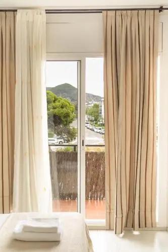 фото Sitges Beach Hostal