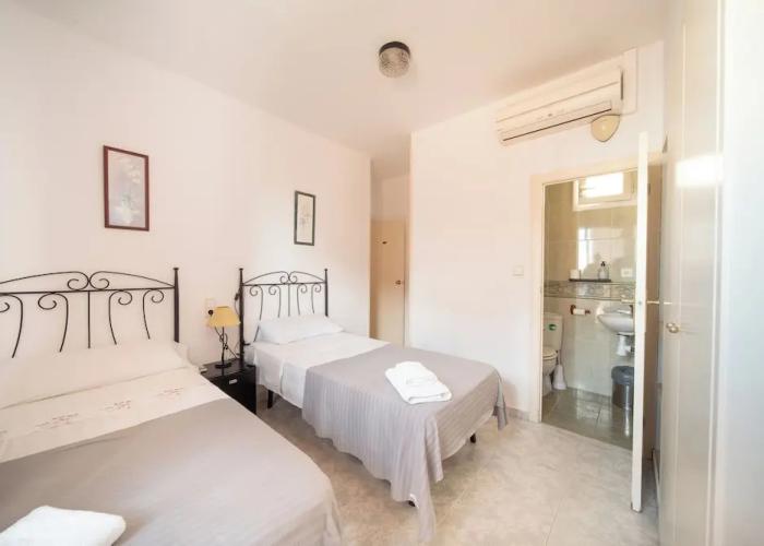 Sitges Beach Hostal