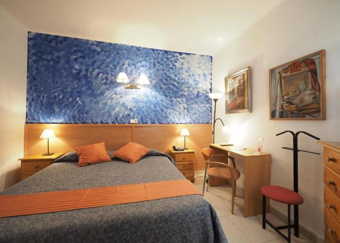 Hotel Montserrat