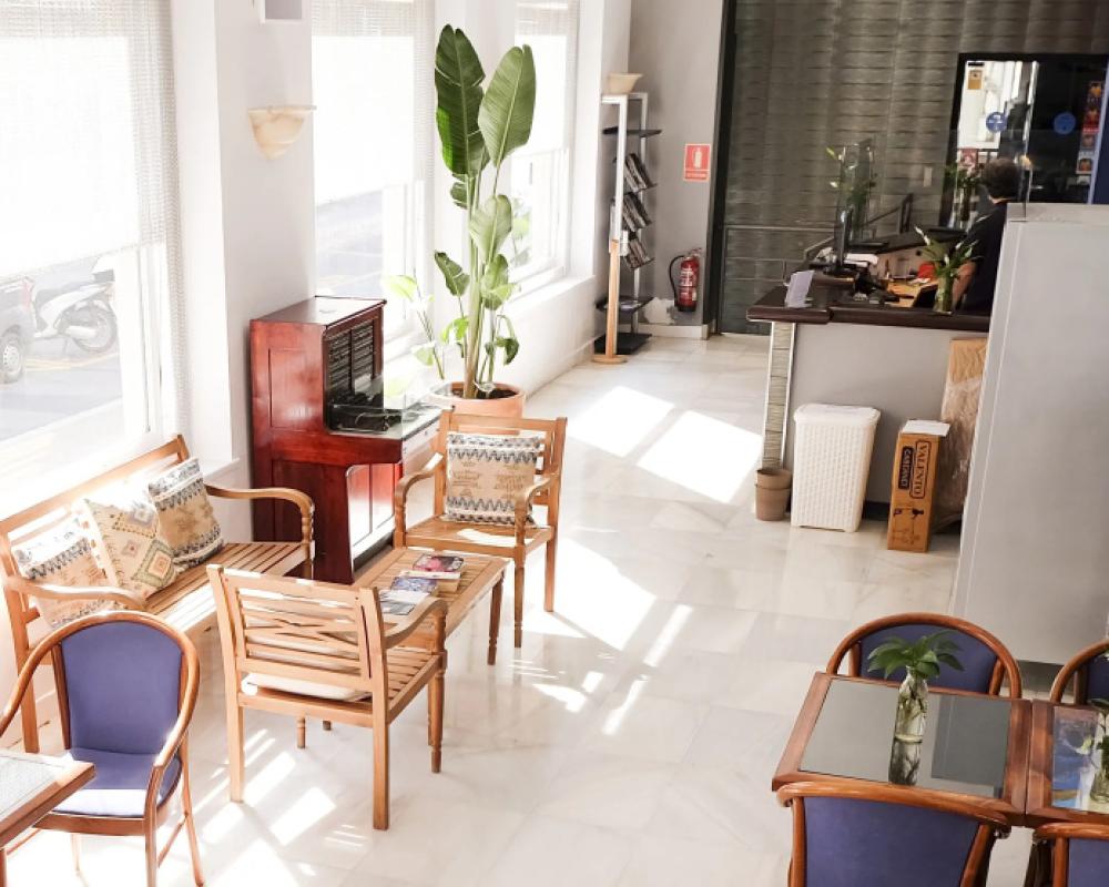 фото Hotel Subur